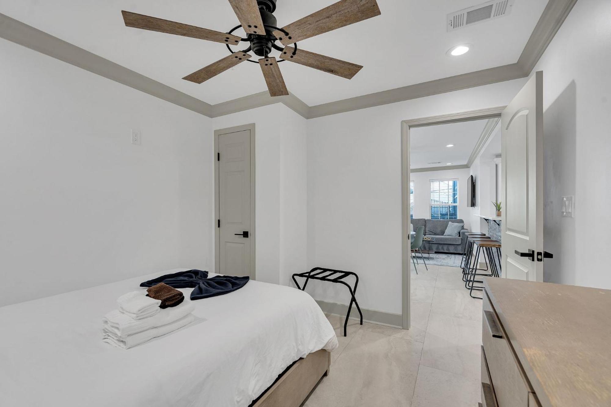 Sleeps 24-Spacious Suites Near Fq W Pool 新奥尔良 外观 照片